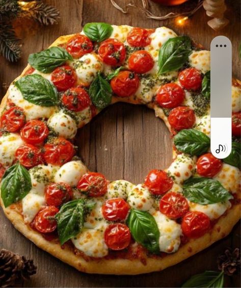 Wreath Pizza, Christmas Caprese, Poor Mans Stew, Make Ahead Christmas Appetizers, Pizza Appetizer, Caprese Pizza, Christmas Pizza, Christmas Platter, Appetizers Easy Finger Food