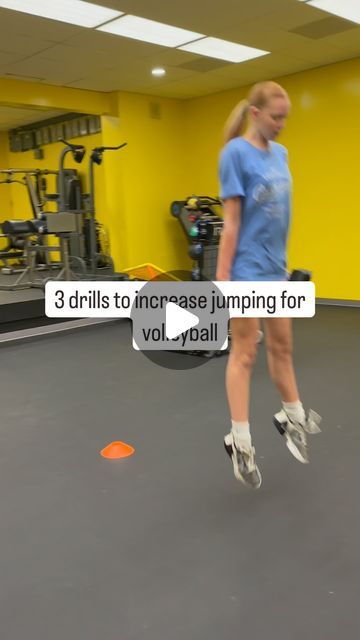 Tony Daniels on Instagram: "🏐🚀 Looking to boost your vertical jump in a group setting? Look no further! I’ve got some fantastic ideas for large group jump training that will help you increase your vertical leap. 💪  🔥 Each repetition should be performed with maximum effort to achieve maximum velocity. These drills are designed to be your go-to when you can’t make it to the weight room or are short on time. ⏰ * Follow @btbspped,  ++++++++  VolleyballTraining #Volleyball  #BTBSpeed #volleyballdrills #volleyballgirls #volleyathome #volleyballtime #volleyballdrills #volleyballinstagram #volleyballmemes #volleyballcoach #volleyballPlyometrics" Volleyball Memes, Maximum Effort, Volleyball Skills, Volleyball Workouts, Volleyball Drills, Coaching Volleyball, Volleyball, At Home Workouts, Train