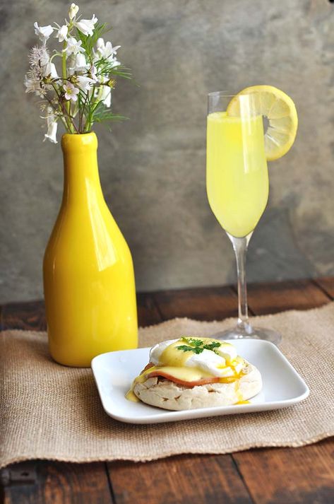 Brunch Ideas Series: Eggs Benedict with Lemosa Brunch Meals, Hollandaise Sauce Recipe, Eggs Benedict Casserole, Homemade Hollandaise Sauce, Recipe For Hollandaise Sauce, Egg Benedict, Canadian Bacon, Hollandaise Sauce, Poached Egg