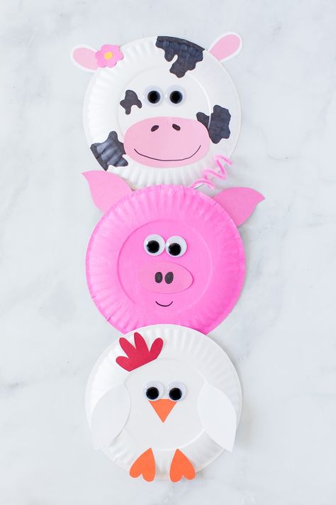 These Paper Plate Farm Animals are a fun activity for toddlers, preschool age and grade school age kids! This paper plate craft uses, construction paper, paint and silly imaginations. Paper Plate Farm Animals, Made To Be A Momma, Plate Crafts For Kids, Paper Plate Animals, Cow Craft, Farm Animal Crafts, Paper Plate Crafts For Kids, Pig Crafts, Fun Activities For Toddlers