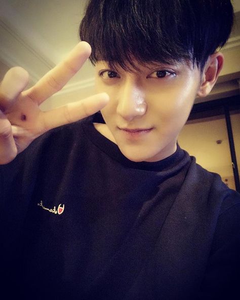 #ZTao IG : Hi everyone it's been awhile...how are you guys? Miss you all Zitao Huang, Z Tao, Tao Exo, Zi Tao, Huang Zi Tao, Z. Tao, Ko Ko Bop, Exo Ot12, Miss You All