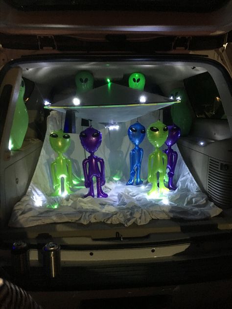 Alien Invasion Trunk or Treat Alien Spaceship Halloween, Alien Invasion Trunk Or Treat, Trunk Or Treat Alien Theme, Out Of This World Trunk Or Treat, Area 51 Trunk Or Treat, Alien Trunk Or Treat Ideas For Cars, Trunk Or Treat With Lights, Diy Ufo Decoration, Spaceship Trunk Or Treat