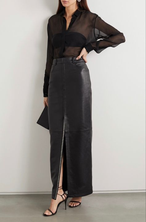 Maxi Leather Skirt, Outfits Evening, Leather Maxi Skirt, Long Leather Skirt, Saint Laurent Shirt, Leather Skirt Outfit, Look Office, Maxi Skirt Outfits, Black Leather Skirts