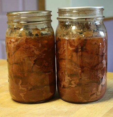 Canning Venison Canned Deer Meat, Canning Venison, Canned Venison, Canning Meat, Easy Canning, Pressure Canning Recipes, Deer Recipes, Canning 101, Food Preserving