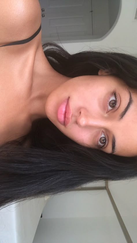 Cindy Kimberly Lips Before And After, Cindy Kimberly Lip Fillers, Lip Injections Natural, Cindy Kimberly Without Makeup, Lip Filler Ideas, Lip Fillers Natural Look, Lips Botox Natural, Cindy Kimberly Lips, Cindy Kimberly Short Hair