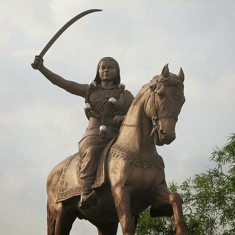 Kittur Rani Chennamma, Rani Chennamma, Rudrama Devi, Freedom Fighters Of India, Mother India, East India Company, Indian History, Historical Facts, Freedom Fighters