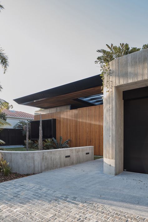 Cove House, Timber Battens, Passive Design, Australian Architecture, Architecture Awards, Hus Inspiration, Australian Homes, Local Design, Facade House