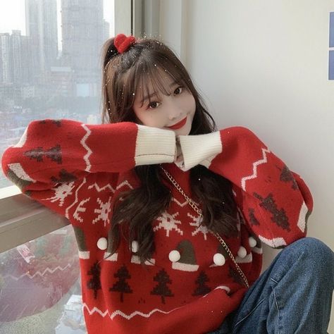 Sweater Outfits Korean, Ugly Sweater Outfits, Wind Tree, Ugly Christmas Sweater Outfit, Christmas Sweater Women, Christmas Sweater Outfits, Xmas Fashion, Red Outfits, Christmas Dreaming