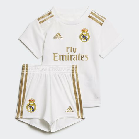 Real Madrid Home Kit, Real Madrid Kit, Jersey Real Madrid, Soccer Uniforms, Kids Soccer, Football Boys, Adidas Kids, Kit Home, Football Kits