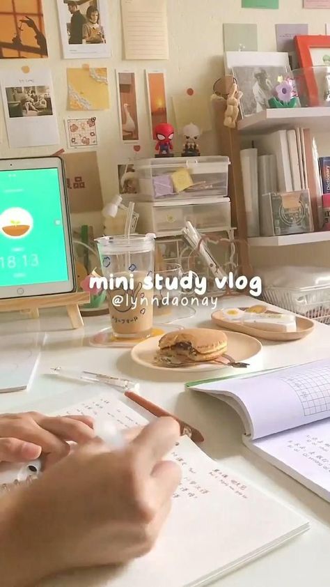 Struktur Teks, Organizator Grafic, Study Vlog, School Study Ideas, Study Desk Decor, High School Life Hacks, Student Life Hacks, School Organization Notes, Study Ideas