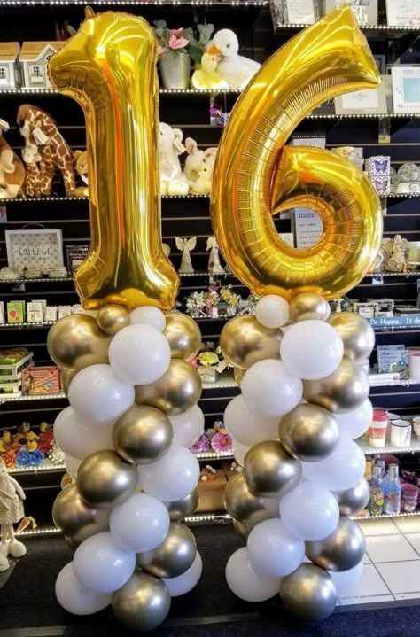 Balloon Stand With Number, Balloon Towers Diy, Balloon Tower With Number, Ballon Tower Ideas, Balloon Pillars Columns, Birthday Stand Ideas, Sweet 16 Balloon Columns, Balloon Columns With Numbers, Ballon Towers