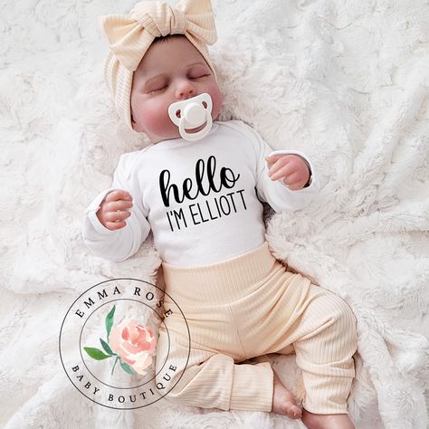 Premie Baby Clothes, Preemie Baby Clothes, Newborn Hospital Outfits, Baby Hospital Outfit, Premie Baby, Newborn Pants, Hello Design, Newborn Photo Outfits, Newborn Coming Home Outfit