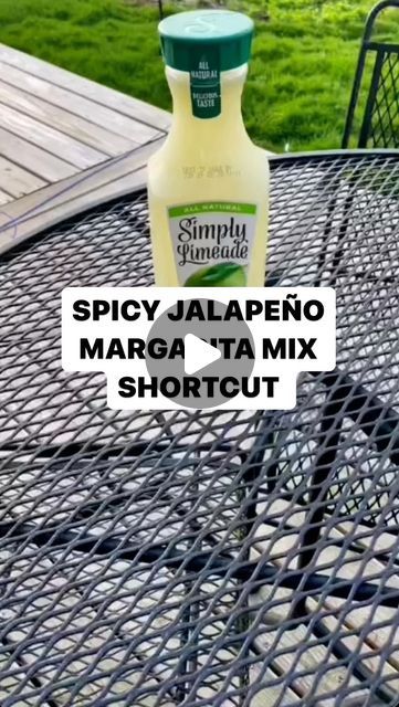 Daniel Cunningham | This is a great spicy jalapeño margarita mix shortcut. It’s extra delicious and everyone will want the recipe. #Margarita #Margaritas... | Instagram Jalapeño Margarita Recipes Pitcher, Jalapeno Limeade Margarita, Margarita Mimosa Recipe, Jalapeño Margarita Recipes, Margarita Bar Ideas, Jalapeno Margarita Recipe, Fresh Margarita Recipe, Pitcher Margarita Recipe, Simply Juice