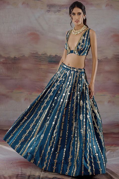 Teal Blue Embroidered Lehenga Set Design by Payal Zinal at Pernia's Pop Up Shop 2022 Lehengas For Bride Sister, Blue Silk Lehenga, Brides Sister, Kurta Lehenga, Blue Lehenga, Embroidered Lehenga, Lehenga Blouse, Embroidered Wedding, Silk Lehenga