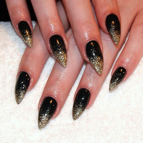 black with gold glitter Black With Gold Glitter Nails, Black Nails Gold Glitter, Black Gold Glitter Nails, Black And Gold Ombre Nails, Black And Gold Gel Nails, Black And Gold Acrylic Nails, Simple Dot Nail Art, Nail Designs Gel Polish, Black Nails With Gold Glitter