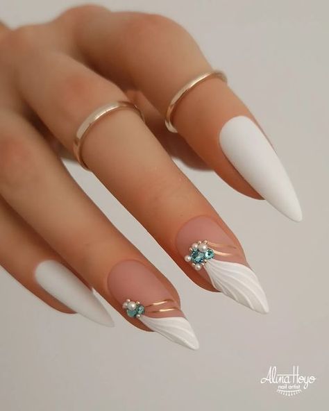 Beach Nails Vacation, Design Nails Art, Seashell Nails, Beach Nail Art, Nails Beach, Pretty Nail Art Designs, Vacation Nails, Ugly Duckling, Pretty Nail Art