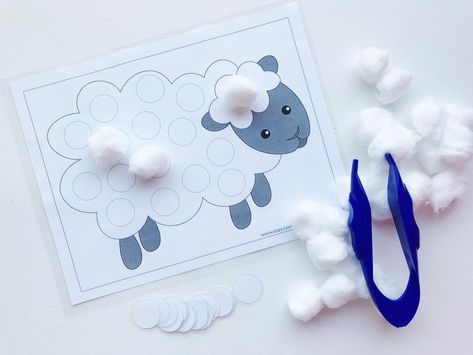 Cow Sensory Activities, Farm Animals Preschool, Animal Adventures, Curriculum Preschool, Tame Animals, Farm Animals Activities, Daycare Themes, Preschool Room, Funky Fingers