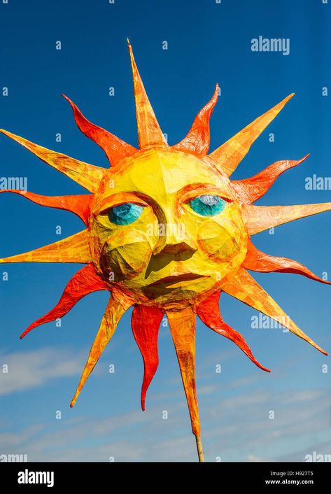 Sun And Moon Costume, Sun Paper, Solstice Party, Paper Mache Projects, Paper Mache Mask, Rainbow Classroom, Young Art, Paper Mache Art, Sun Art