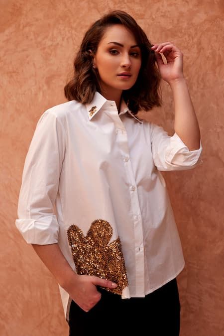 Buy White Cotton Embroidered Sequin Shirt Collar Abstract Patch For Women by Palak Khandelwal Online at Aza Fashions. Patch Work Shirt, Kurti Ideas, Collar Outfits, West East, Blazer Pattern, Patchwork Clothes, Organza Shirt, White Cotton Shirt, Patch Shirt