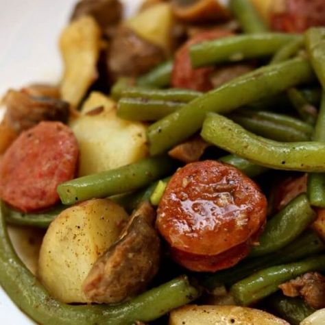 Slow Cooker Cajun Sausage, Potatoes and Green Beans - 365 Days of Slow Cooking and Pressure Cooking Sausage Ring Recipes, Green Beans Potatoes And Sausage, Sausage Potatoes And Green Beans, Conecuh Sausage, Instant Pot Cajun, Green Beans Potatoes, Beans Potatoes, Cajun Sausage, Potatoes And Green Beans