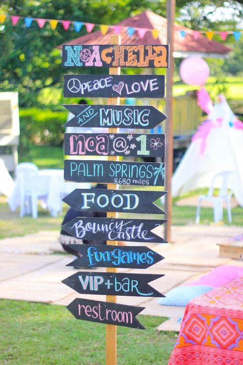 Coachella Inspired Party, Coachella Birthday Party, Coachella Party Theme, Coachella Party Ideas, Tropisk Fest, Coachella Theme Party, Coachella Theme, Mallorca Party, Coachella Birthday