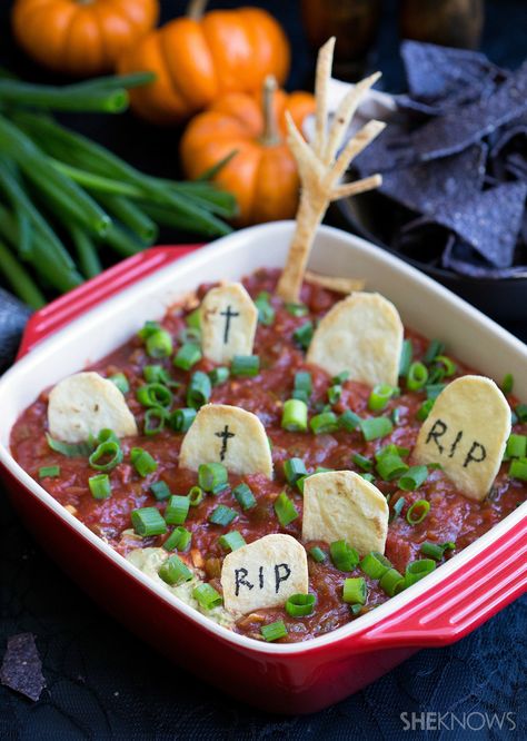 19. Spooky graveyard taco dip Halloween Chips And Dip Ideas, Graveyard Taco Dip, Blue Tortilla Chips, Halloween Taco Dip, Halloween Dip, Taco Dip Recipe, Spooky Graveyard, Latin American Food, Halloween Snack