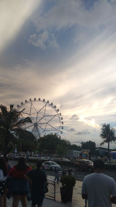 Moa Seaside, Ferris Wheel, Fair Grounds, Travel, Quick Saves