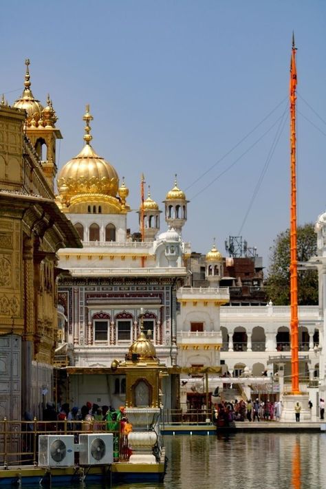 Golden Temple Wallpaper, Darbar Sahib, Golden Temple Amritsar, Harmandir Sahib, Warriors Wallpaper, Guru Quotes, Bad Girl Wallpaper, Guru Pics, Bunny Wallpaper