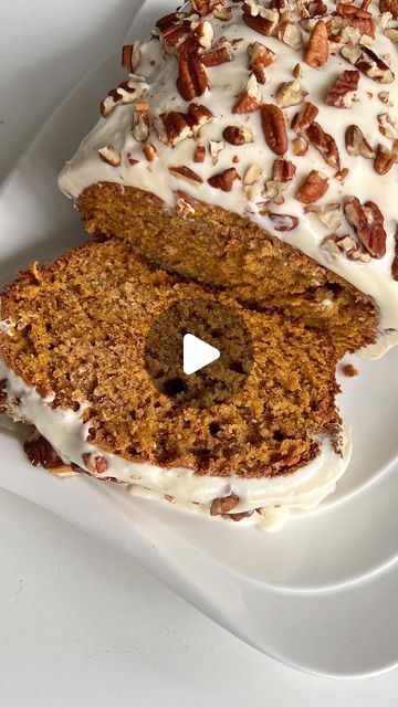 Ashley Lamego ♥ on Instagram: "Pumpkin Bread with Cream Cheese Icing 🎃✨

2 large eggs 
1/2 cup of brown sugar 
1/2 cup of white sugar 
3/4 cups of melted and cooled salted butter 
1 tsp vanilla 
2 1/4 cup of flour 
1 tsp baking powder 
1 tsp pumpkin spice 
1 tsp nutmeg 
1 tsp cinnamon 
1/2 tsp baking soda 
1 1/2 cups of pumpkin purée 

Icing: 
8oz cream cheese 
2-4 cups of powdered sugar 
1 tsp vanilla 
1/4 cup of softened butter 
Pecans / walnuts 

Preheat oven to 350 degrees 
Mix wet ingredients and dry ingredients separately. 
Slowly combine your dry ingredients into your wet
Add pumpkin purée and stir until combined 
Pour into a greased loaf pan 
Bake for 55-65 mins or until toothpick inserted in the centre comes out clean 
Remove and let completely cool 
Top with icing and nuts of ch Grandmas Pumpkin Bread, Pumpkin Bread With Walnuts Recipe, Football Season Food, Pumpkin Bread With Cream Cheese, Brine Turkey, Butter Pecans, Bread With Cream Cheese, Gluten Free Pumpkin Bread, Pumpkin Treats