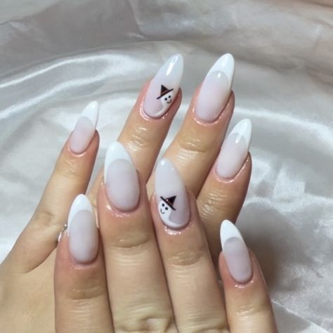 Milky white nails with white french tips. Ghost nails Almond Nails With French Tip, Milky French Nails, Milky White Almond Nails, Milky White French, Nails With White French, Milky White Nails, White French Tips, Ghost Nails, White Almond Nails