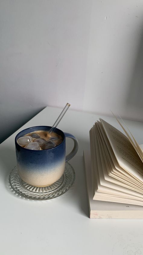 Blue Lifestyle Aesthetic, Coffee Aesthetic Blue, Blue Coffee Aesthetic, Photo Bleu, Daily Routine Planner, Subtle Nails, Pause Café, Creative Coffee, Coffee Photos