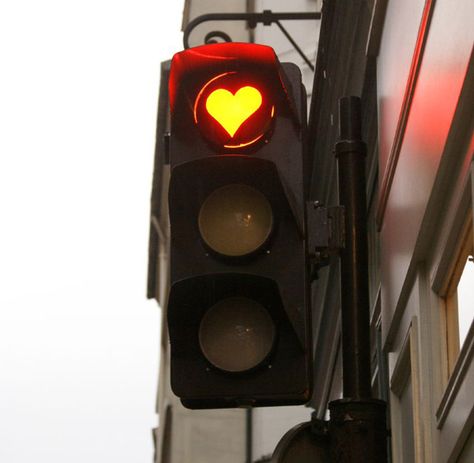 STOP in the name of LOVE Valentines Day Pictures, Day Pictures, St Valentine, Paper Ring, My Funny Valentine, Stop Light, Taylor Swift Album, Traffic Light, St Valentin