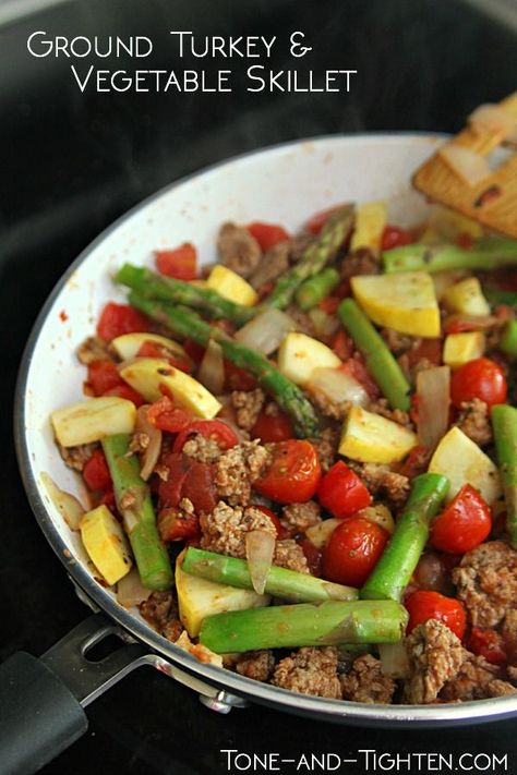 Vegetable Skillet, Ground Turkey Recipes Healthy, Healthy Ground Turkey, Ground Turkey Recipes, Healthy Vegetables, Healthy Protein, One Pan, Ground Turkey, Turkey Recipes