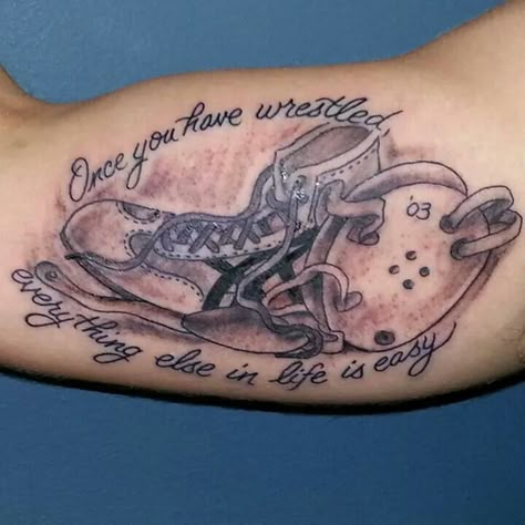 Wrestling Wrestling Tattoos Ideas, Wrestling Tattoos, West Tattoo, Urban Tattoos, Tattoo Animal, Ancient Tattoo, Rockabilly Girl, Head Tattoos, Women's Wrestling