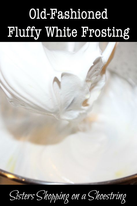 White Frosting Recipe, Fluffy Frosting Recipes, White Frosting Recipes, Fluffy White Frosting, Fluffy Frosting, Frosting Recipes Easy, Marshmallow Frosting, Cake Frosting Recipe, Icing Frosting