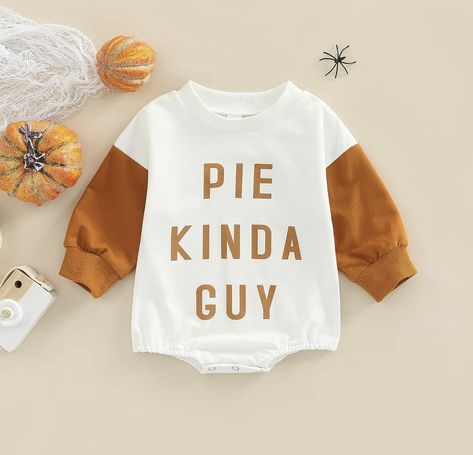 Best Baby Costumes, Fall Onesie, Old Halloween Costumes, First Halloween Costumes, Sweatshirt Romper, Fall Bodysuit, Baby Boy Halloween, Baby First Halloween, Funny Baby Clothes