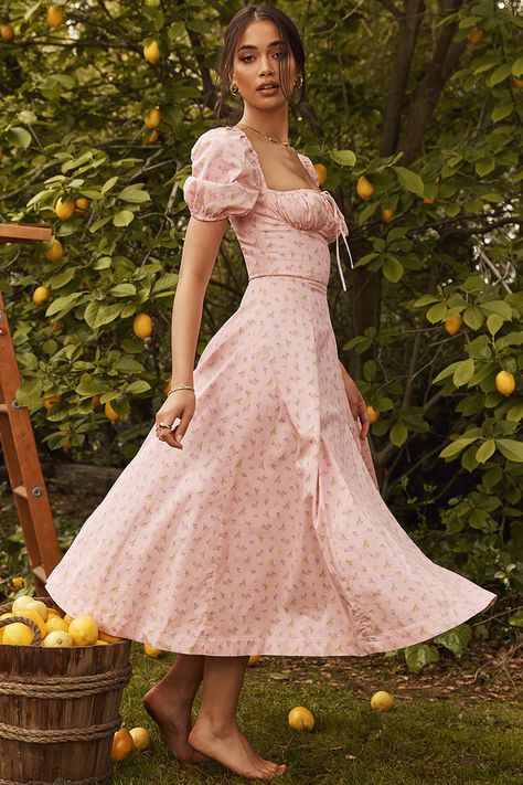 Clothing : Midi Dresses : 'Tallulah' Pink Floral Puff Sleeve Midi Dress Floral Print Dress Summer, Floral Print Dress Long, Maxi Sundress, Floral Outfit, Floral Print Maxi, Puff Sleeve Dresses, Floral Print Maxi Dress, Pink Midi Dress, Vestido Casual