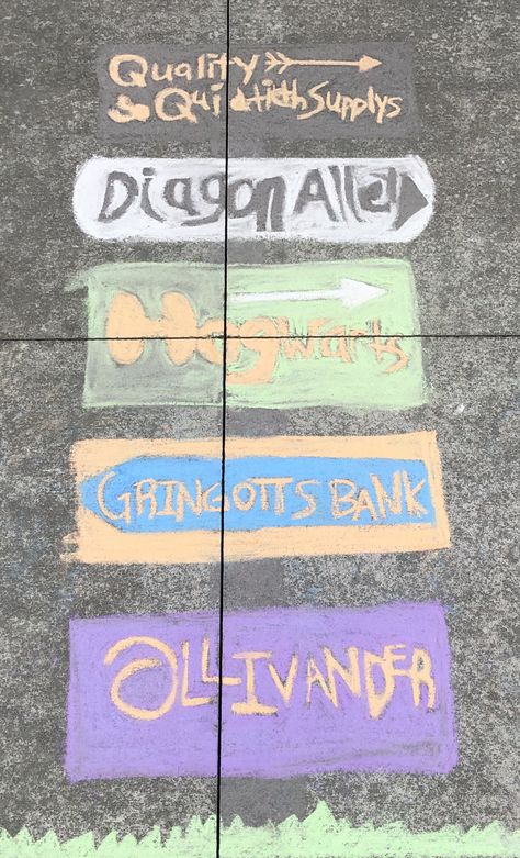 Harry Potter Chalk Art, Direction Signs, Art Harry Potter, Chalk Ideas, Side Walk, Sidewalk Chalk Art, Cool Doodles, Birthday Stuff, Directional Signs