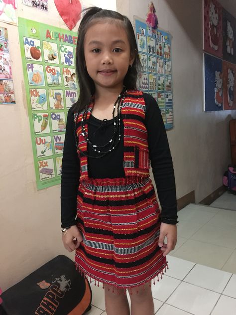 Igorot costume Igorot Costume Women, United Nation Costume Ideas, Buwan Ng Wika Costume, Igorot Costume, Filipiniana Costume, United Nations Costume, Philippine Costume, Short Girls Outfit Ideas, Diy Girls Costumes