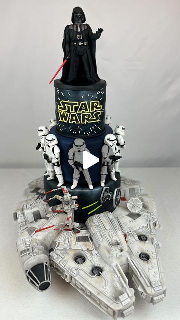 2.8M views · 112K likes | Samantha Winter on Instagram: "After my original reel received over 40 million views, I know there are a lot of Star Wars fans who wanted more authentic music…so this one is for you!  #cake #cakesofinstagram #starwars #starwarscake" Star Wars Theme Birthday, Star Wars Birthday Cake, Star Wars Cake, Star Wars Birthday, Weird Stuff, Theme Birthday, 4th Birthday Parties, Round Cakes, 5th Birthday