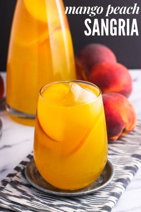 Mango Drinks Alcohol, Mango Sangria Recipes, Peach Mango Cocktail, Mango Sangria Recipes White, Best Peach Sangria Recipe, White Sangria Recipe Peach, Applebees Peach Sangria Recipe, Peach Sangria Moscato, Mango Sangria