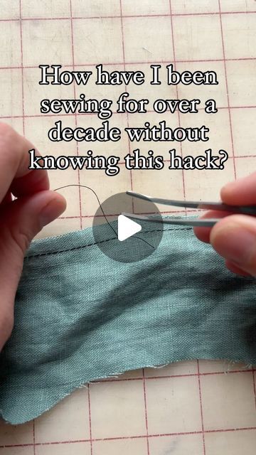 Amelia Mccall- teaching moms to sew children's clothes on Instagram: "My mind was blown when I saw @alejandramezadiy share this sewing hack!🤯" Sewing With Lace Fabric, Sewing Hacks Alterations, Sawing Technique, Hand Sewing Hacks, Hand Sewing Techniques, Sewing Videos, Easy Diy Hacks, Mending Clothes, Diy Clothes Hacks