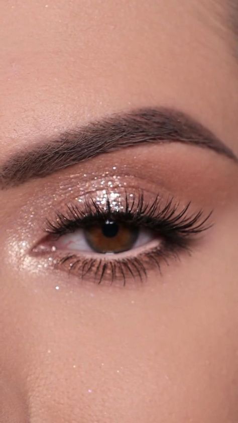 Eye Makeup Simple, Light Eye Makeup, Ball Makeup, Wedding Eye Makeup, Prom Eye Makeup, Dance Makeup, Prom Makeup Looks, Makeup Simple, Formal Makeup