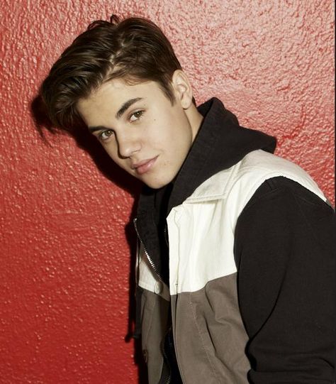 Justin Bieber "Boyfriend" (NEW MUSIC) Justin Bieber Png, Justin Bieber Boyfriend, Justin Bieber Photoshoot, Kevin Johnson, Justin Bieber Posters, Believe Tour, Justin Bieber Wallpaper, Justin Bieber Photos, Teen Magazine