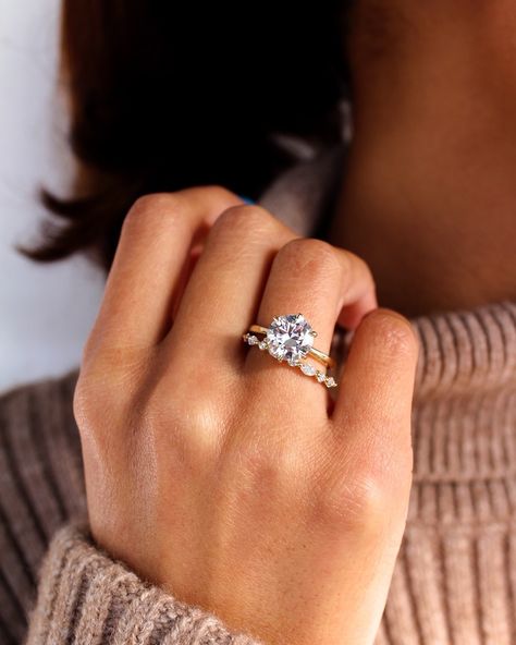 𝐖𝐡𝐚𝐭 𝐀𝐫𝐞 𝐁𝐫𝐢𝐝𝐚𝐥 𝐒𝐞𝐭𝐬 ❔ When proposing engagement rings get all the attention but opting for a bridal set might just be the wisest thing to opt for. A bridal set includes an engagement ring paired with matching wedding band for the bride. Rising in popularity due to it’s convenience & seamless design incorporated between both bands, you can also get creative and choose between pavé, bezel, channel & more ring settings to completely customise it to your liking Here we have a a bridal set w... Ring Settings, Matching Wedding Bands, Wedding Matches, Bridal Set, Bridal Sets, A A, Ring Sets, Wedding Band, The Bride