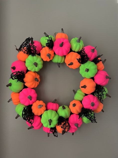 Neon Halloween Decorations, Bright Color Halloween Decor, Rainbow Halloween Decor, Neon Halloween Decor, Halloween Wreath Ideas Diy, Colorful Halloween Decor, Neon Halloween Party, Beetlejuice House, Summerween Party