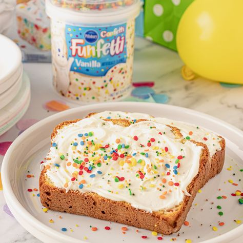 Funfetti® Fairy Bread Funfetti Bread, Fairy Bread Recipe, Fall Casseroles, Best Bread Pudding Recipe, Premium Cake, Funfetti Cake Mix, Baking Products, Fairy Bread, Funfetti Cake