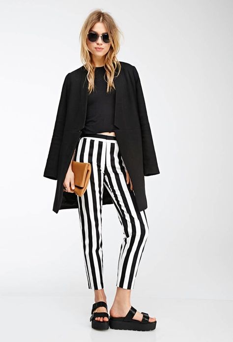 FOREVER 21 Awning Striped Straight-Leg Trousers ($4.77) Black And White Striped Pants Outfit, White Striped Pants Outfit, Black And White Striped Trousers, White Striped Trousers, Black And White Striped Pants, Pant Outfits, White Pants Outfit, Junior Pants, Striped Trousers