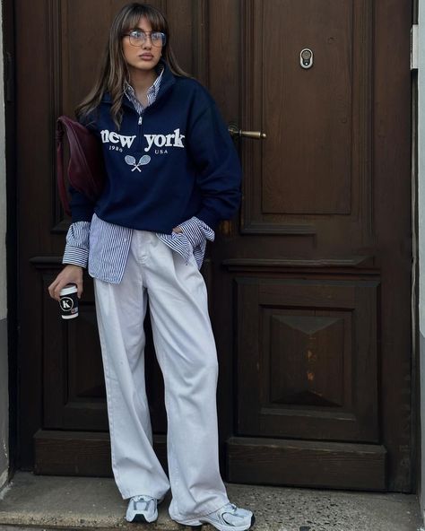 Casual Cool Outfits, Abercrombie Style, Button Up Shirt Outfit, Casual Sporty Outfits, Navy Outfit, Casual Day Outfits, Winter Outfit Inspiration, Summer Capsule Wardrobe, Fashion Business Casual