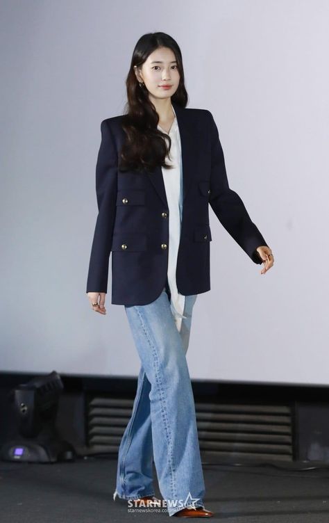 Suzy Outfits, Suzy Bae Fashion, Demure Outfit, Blazer Fits, Casual Elegant Style, Suzy Bae, Stylish Photo, Bae Suzy, Fashion Icons